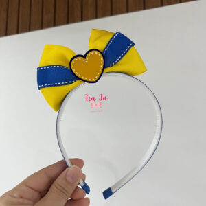 Tiara laço em pé (amarelo e azul) com coração