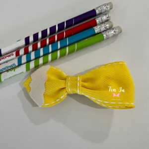 Laço Lápis Amarelo